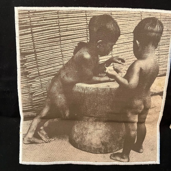 𝅺NWT Masferre throw pillow from famous artist in the Philippines - Picture 1 of 4